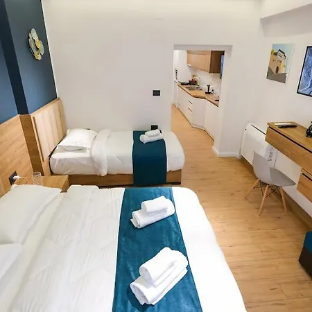 Apartment Magda 3 In Center