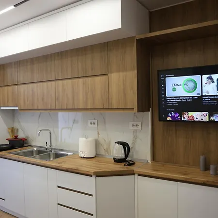 Apartment Magda 3 In Center